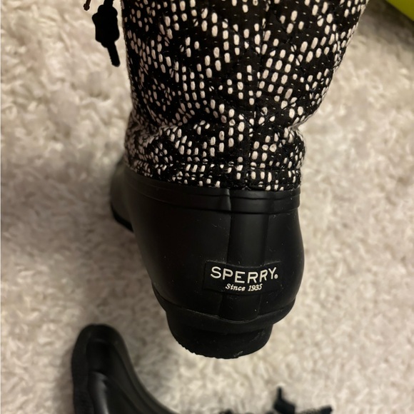 Sperry duck boot, size 8.5 - Picture 3 of 3